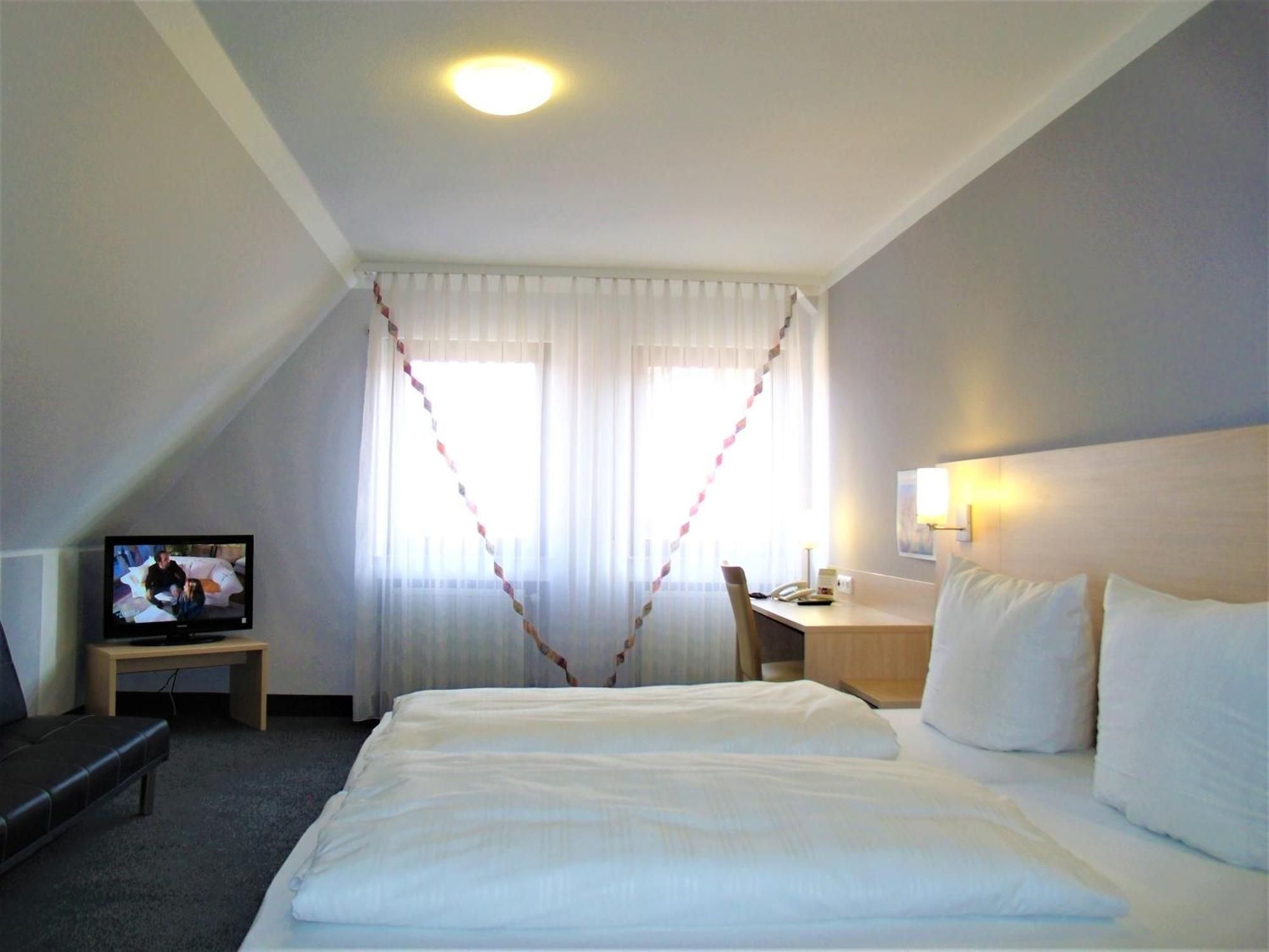 Hotel Brehm Wurzburg Room photo